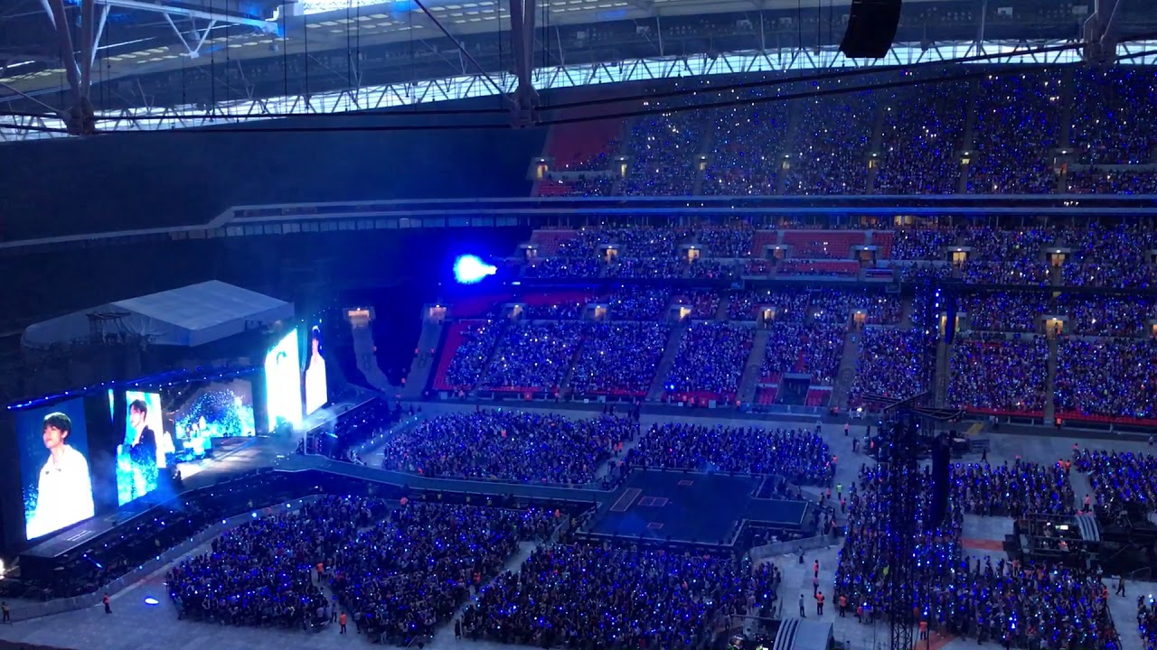 [FANCAM] 190601 BTS ARMY Fans Singing Truth Untold - Wembley Stadium Concert UK | Day 1