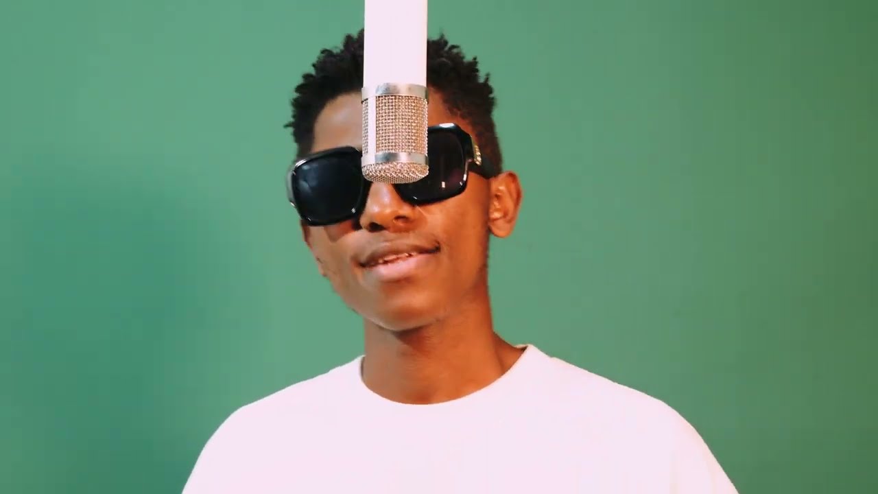 Chris Krisis - WET (Official Visualizer )