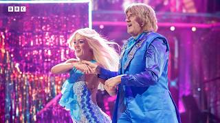 Graeme Hall and Lauren Salsa to an ABBA medley! ✨ BBC Strictly 2026