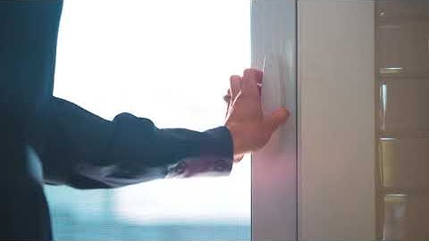 Mirage 3500 Large Opening Retractable Screen Door