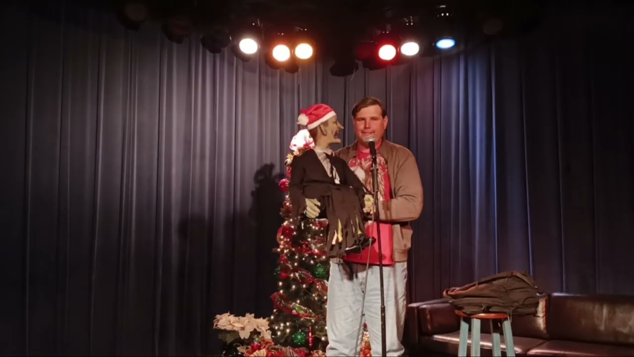 Вэнс Дайкс и Зомби Буш в клубе The Funny Bone в Орландо (11 декабря 2025 г.)