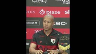 "JOGO DE COPA DO MUNDO"  Definição do volante Cristiano, do Dragão, sobre a partida contra a Ponte