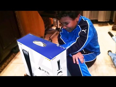 Kid Gets A FAKE PS5 For Birthday..