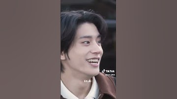 The real golden retriever vibes #jake #enhypen #shorts