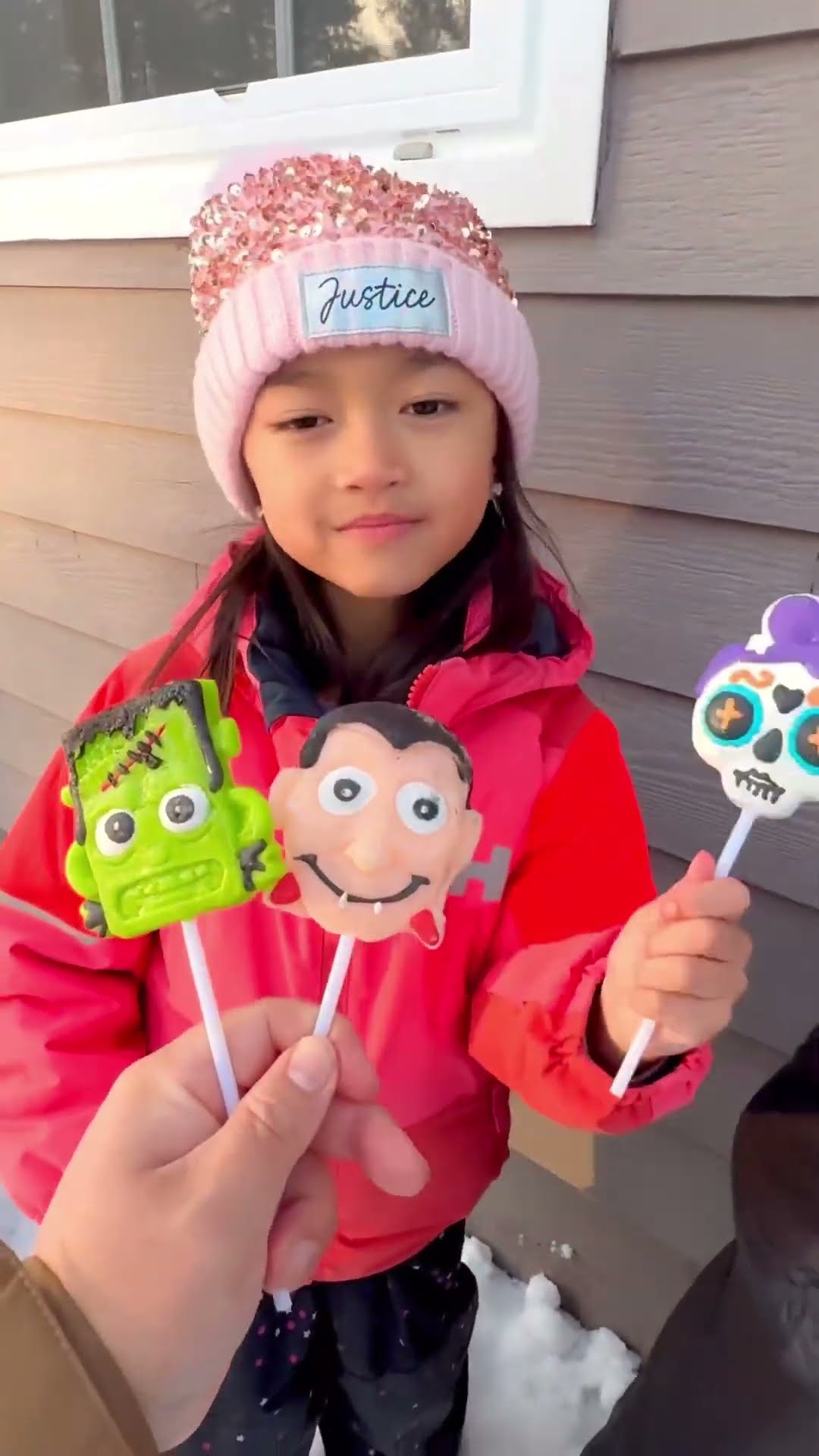 lollipop surprise for baby ??❤️✅?☃️??