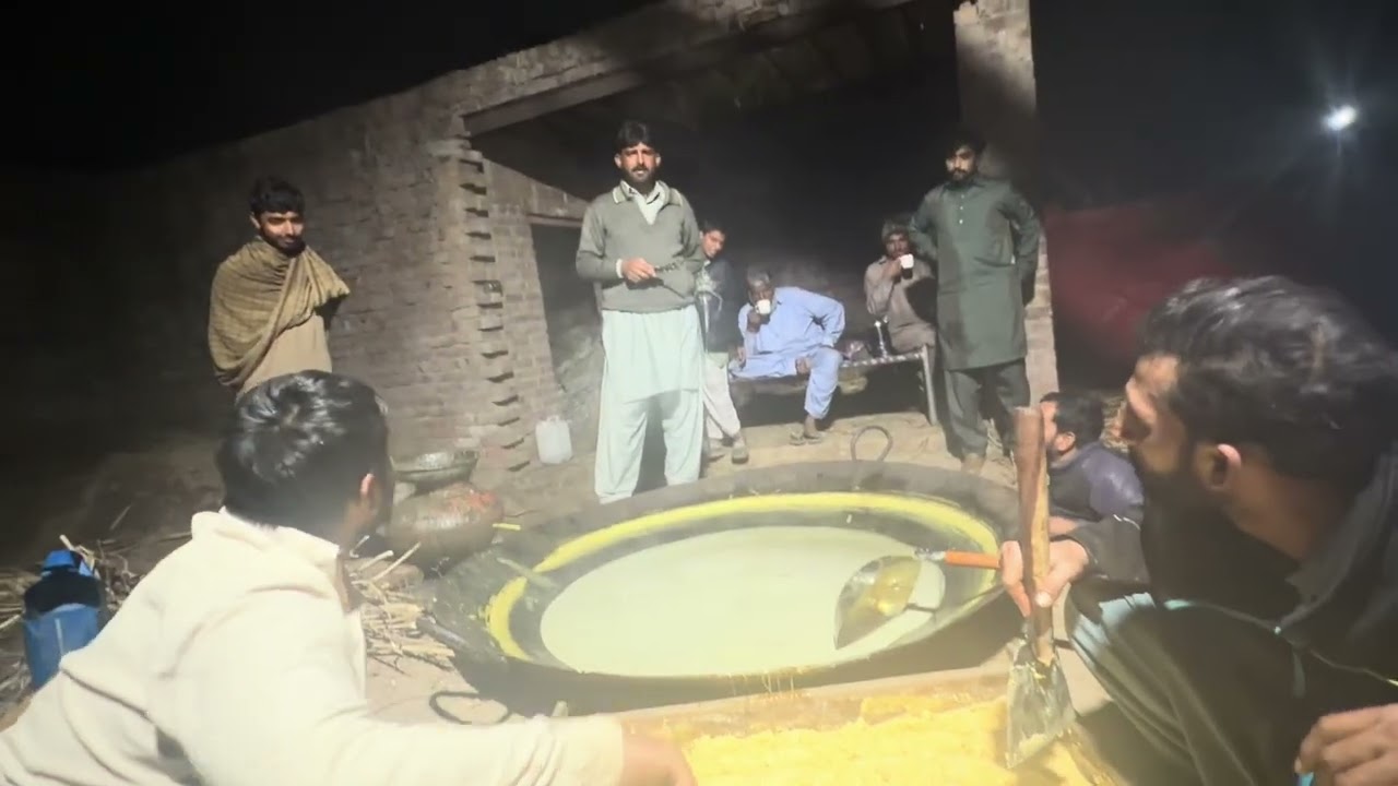 Brown sugar making/  desi shakkar making/ shakkar bnany ka tariqa/ desi bailna