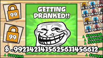 GETTING PRANKED BY A BTD MODDER!! SUSPISIOUS MOD - TROLLED | Bloons TD Battles Hacked!