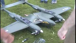 90'' RC P38 lightning crash