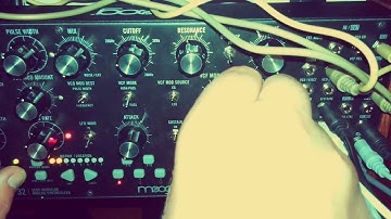 Moog Mother-32 PWM and Filter FM Jam