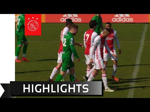 Highlights Ajax - PEC Zwolle