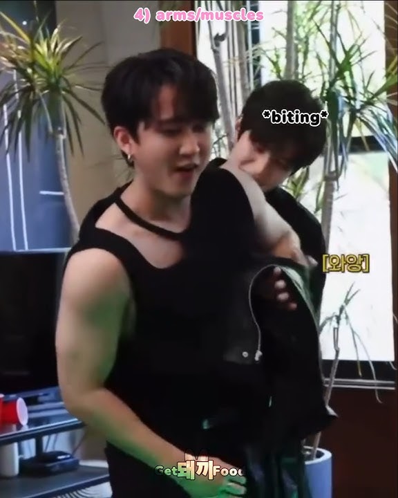 Straykids loving Changbin's body🤌🏼✨️ #kpopskz #straykids #changbin