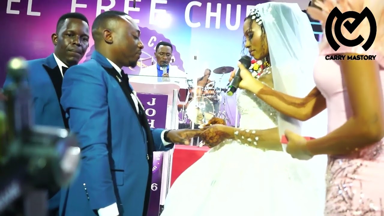 TAZAMA  ILIVYOKUWA HARUSI YA RINGO AKIMVALISHA PETE MKE WAKE/ALIVYOGOMA KUINGIA KANISANI KWA MASANJA