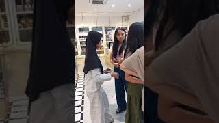 Almara Dan Keira Charma Beli Cake Ulang Tahun