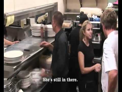 Lisa cries in bathroom as Gordon Ramsay cleans kit...