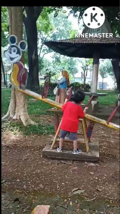 anak kecil lucu|| bar bar di taman bermain