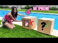 NO EMPUJES LA CAJA INCORRECTA A LA PISCINA | ¡TIRO MI IPHONE! | Lyna Vlogs