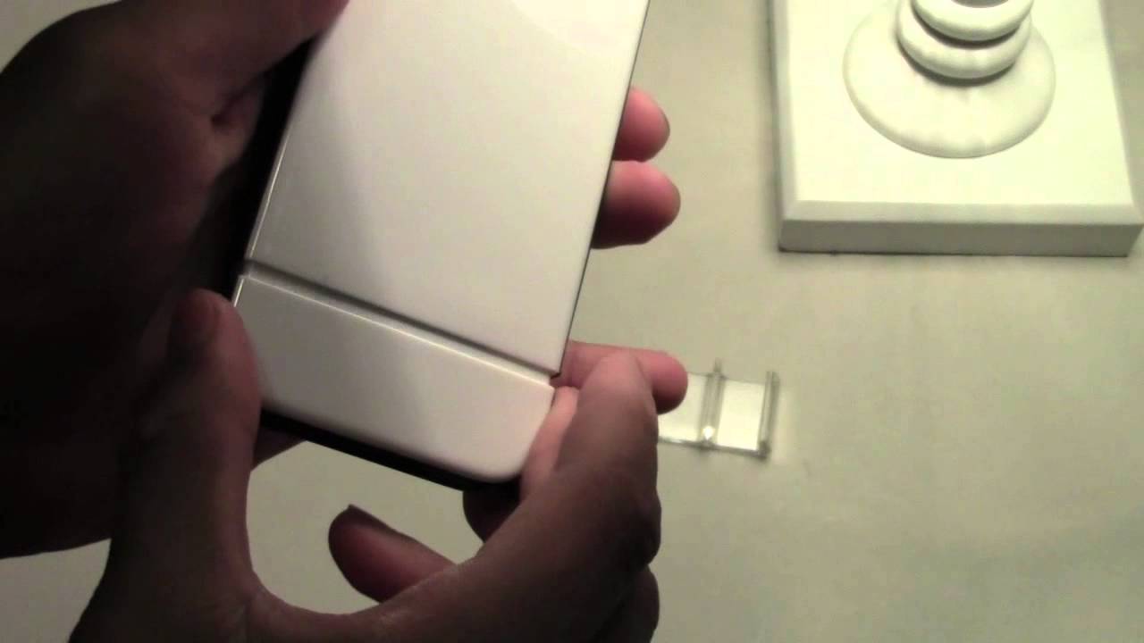 Unboxing: Incase Pro Slide Case for the iPhone 4s