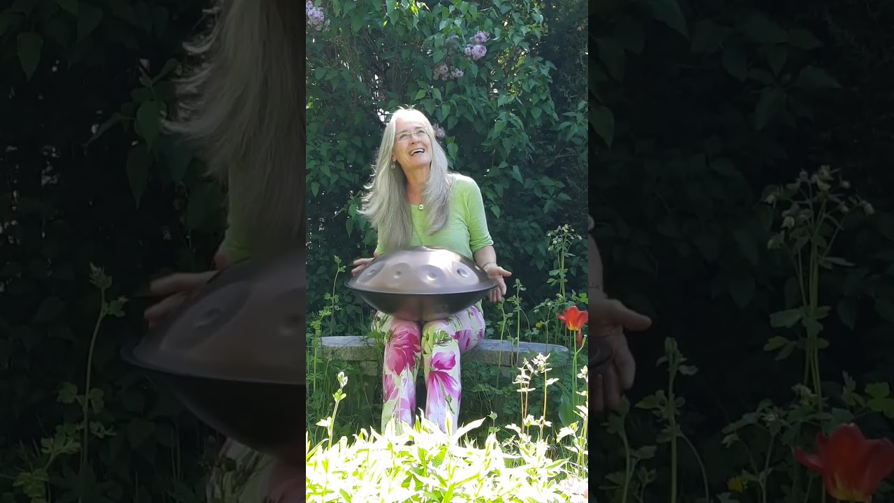 Beebudapa 😊 - English Version - Shorts  #handpan #cheerfulmelodies #goodvibes