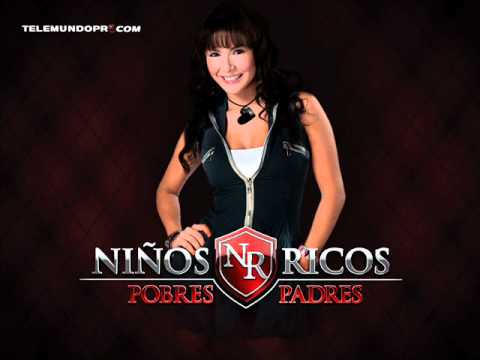 Watch the video for Solo Un Minuto