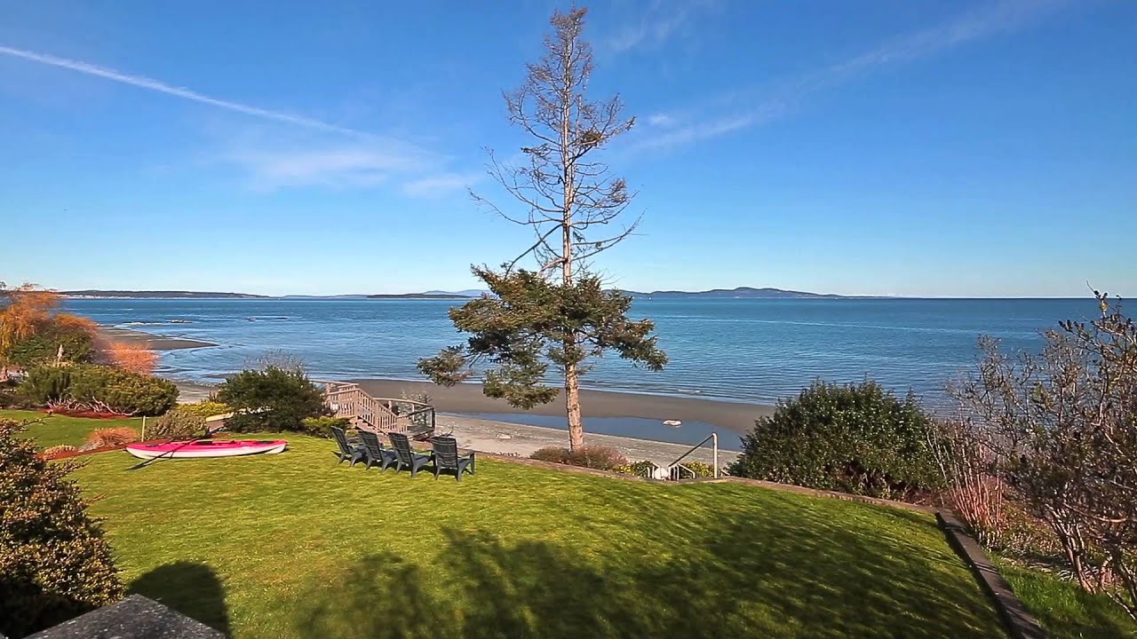 5483 Parker Avenue Victoria British Columbia / Colombie Britanique V8Y