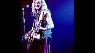David Lee Roth playing acoustic guitar 2006