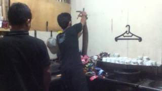 Ketahuan berduaan di dapur warung kopi