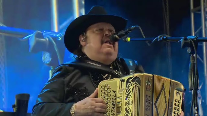 Ramon Ayala y Los Bravos del Norte en Vivo - YouTube
