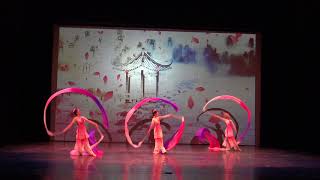 21 Chinese Dance Trio: Ribbon Dance