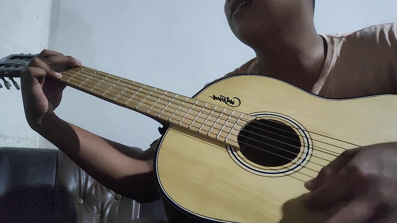 Bagaikan langit dan bumi cover gitar by mms - YouTube