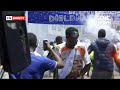 Première image d’Ada Fass : ambiance de folie, la foule en transe totale !