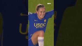 Wieke Kaptein pelnė įvartį ir išvedė Chelsea į priekį