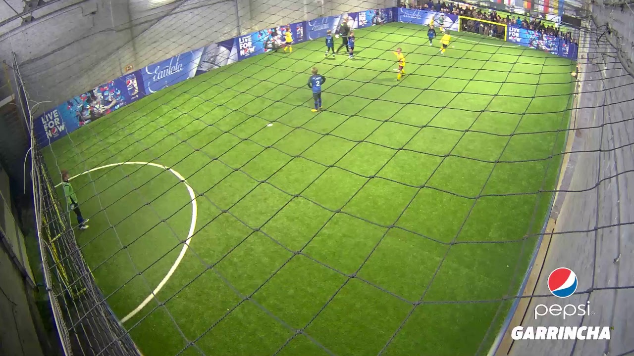 Club Brugge U9 Elite tornooi 6/01: Pepsi veld - YouTube