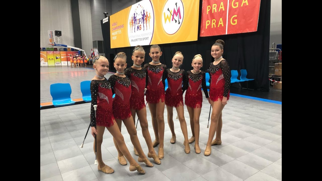 MICHELLE Karviná - miniformace baton kadetky - Mistryně Evropy a ČR, Vícemistryně Světa 2019