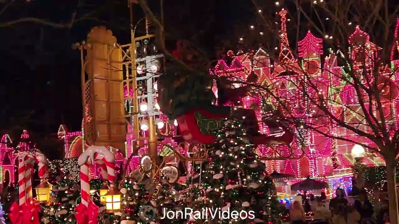 1/7/26 Pre: The Disneyland Railroad: Fred Gurley 3 passes Small World Holiday-1 ft. parade