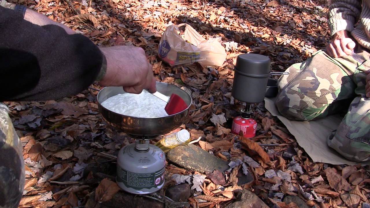 Streamside Cooking Fry Bread and Ramen Noodles