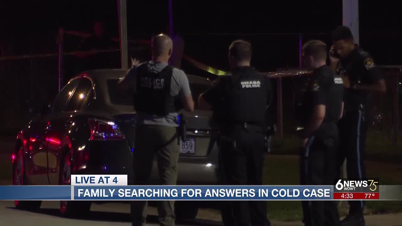 Omaha family searching for answers in cold case - YouTube