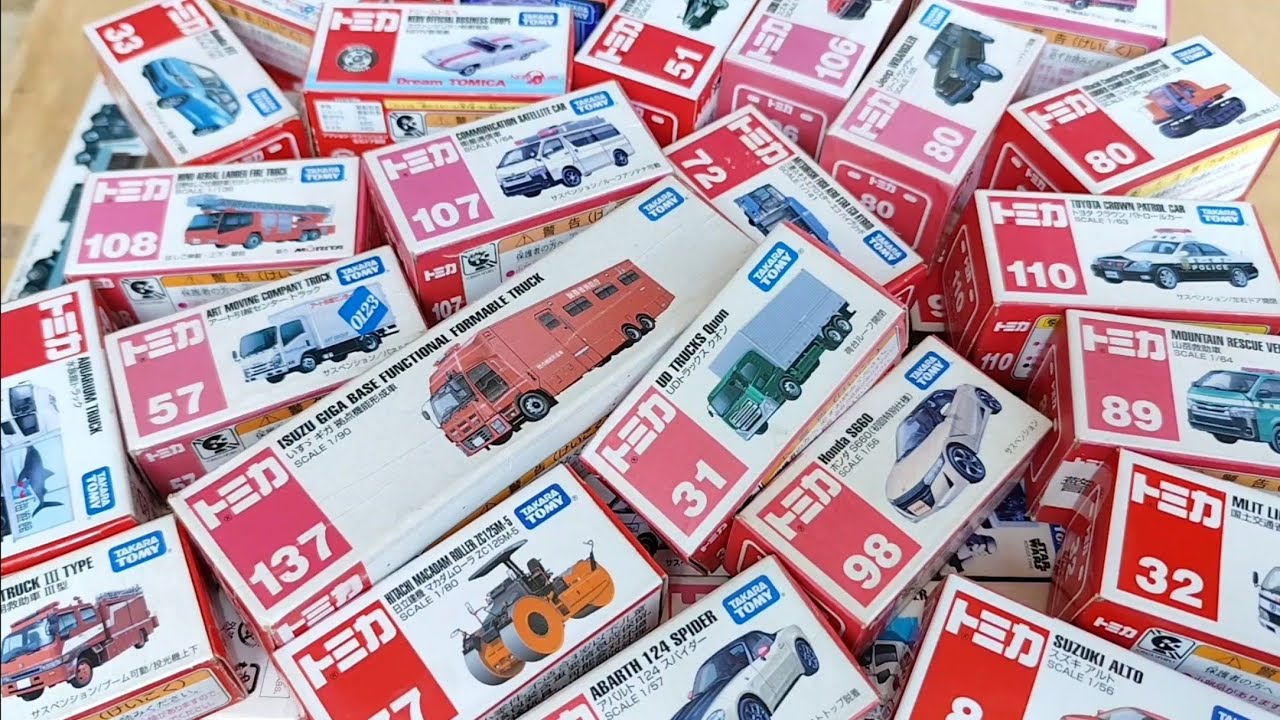 トミカミニカーが箱に盛り沢山！収納するよ☆ (トミカのベスト