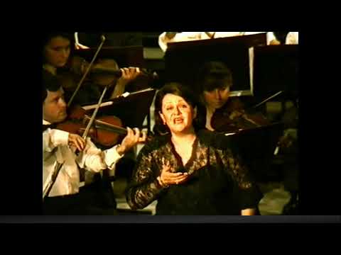 J Strauss - Die Fledermaus ( Yarasa ) &  Hülya Gündüz