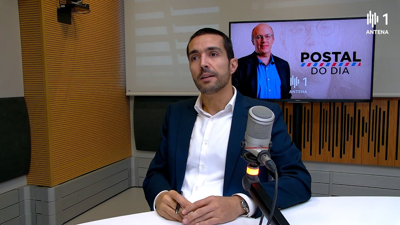 A mãe morreu em maio, mas a filha ofereceu-lhe o meu livro no Natal | Postal do Dia | Antena 1