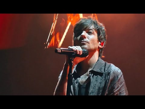 Dark to light • Louis Tomlinson - How Did We Get Here Live In Manila