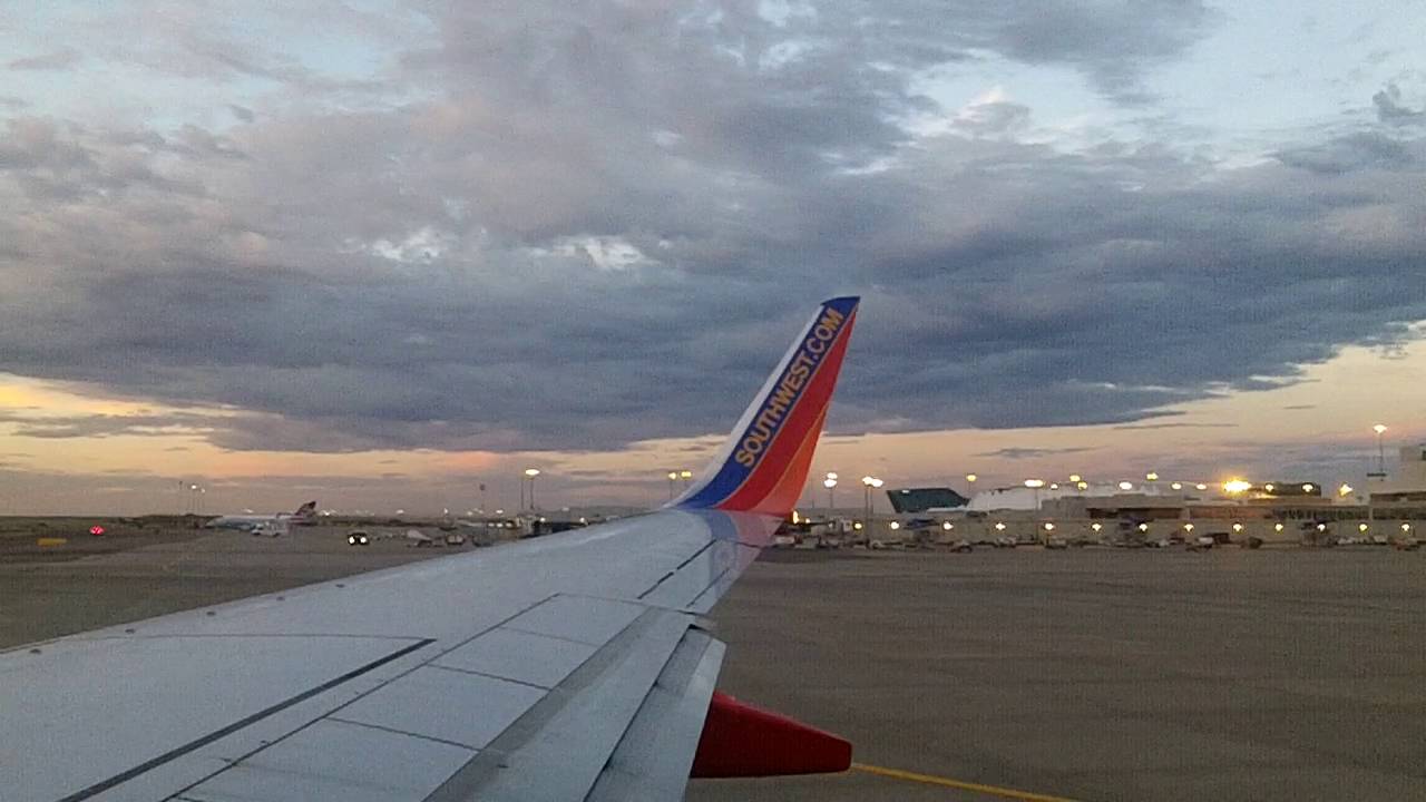 Southwest Airlines Takeoff from Denver (DEN) YouTube