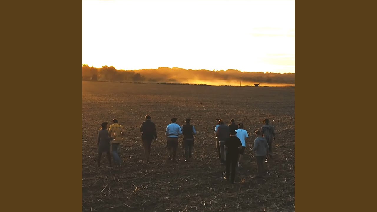 Assista a Les bons vivants (feat. Tibz, Gueuleton) no YouTube Assista a Les bons vivants (feat. Tibz, Gueuleton) no YouTube