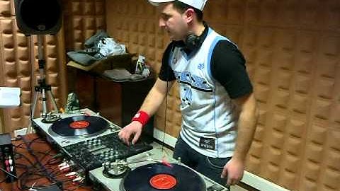 TONNY BEAT RADIO CONTADERO SET TECHNO HARDGROOVE PART 1Granada 12 3 11