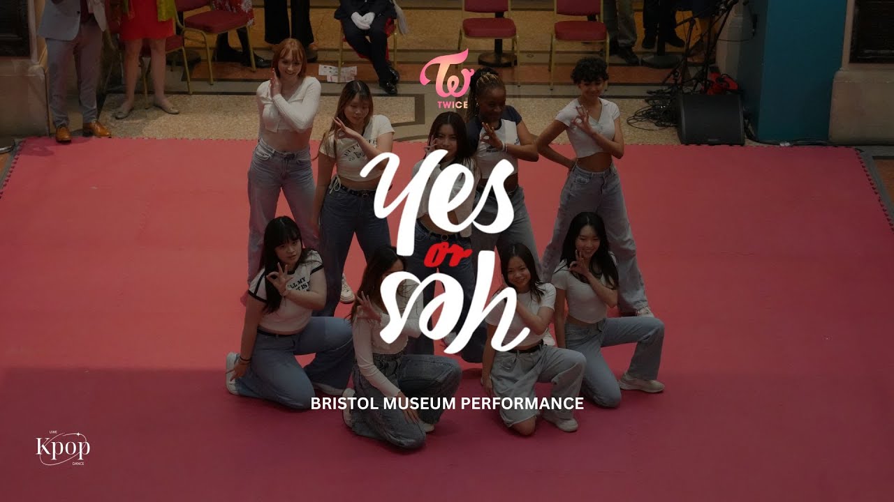 [PERFORMANCE] TWICE - YES OR YES - YouTube