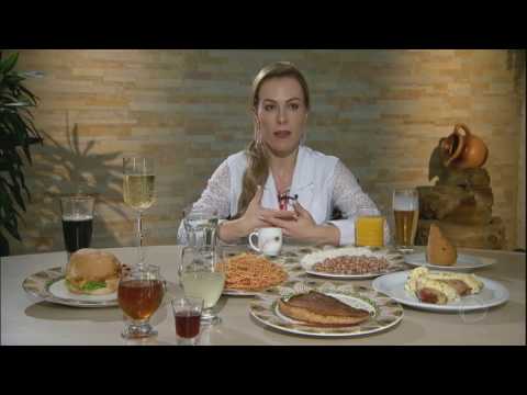 Vídeo: O Que Você Pode Comer No Posto Petrov