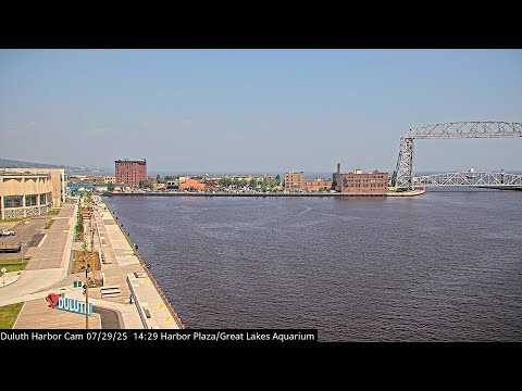 Duluth Harbor & Aerial Lift Bridge — Duluth, MN live camera thumbnail