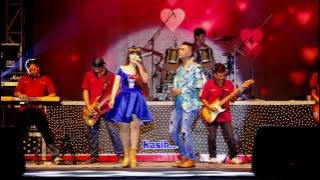VIA VALLEN feat GERRY MAHESSA (OM. SERA) - JANGAN ADA DUSTA - Official Lyric Video