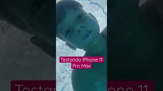 Emanuel Efrain testando o celular IPhone Pro Max na piscina zap 33 988547763