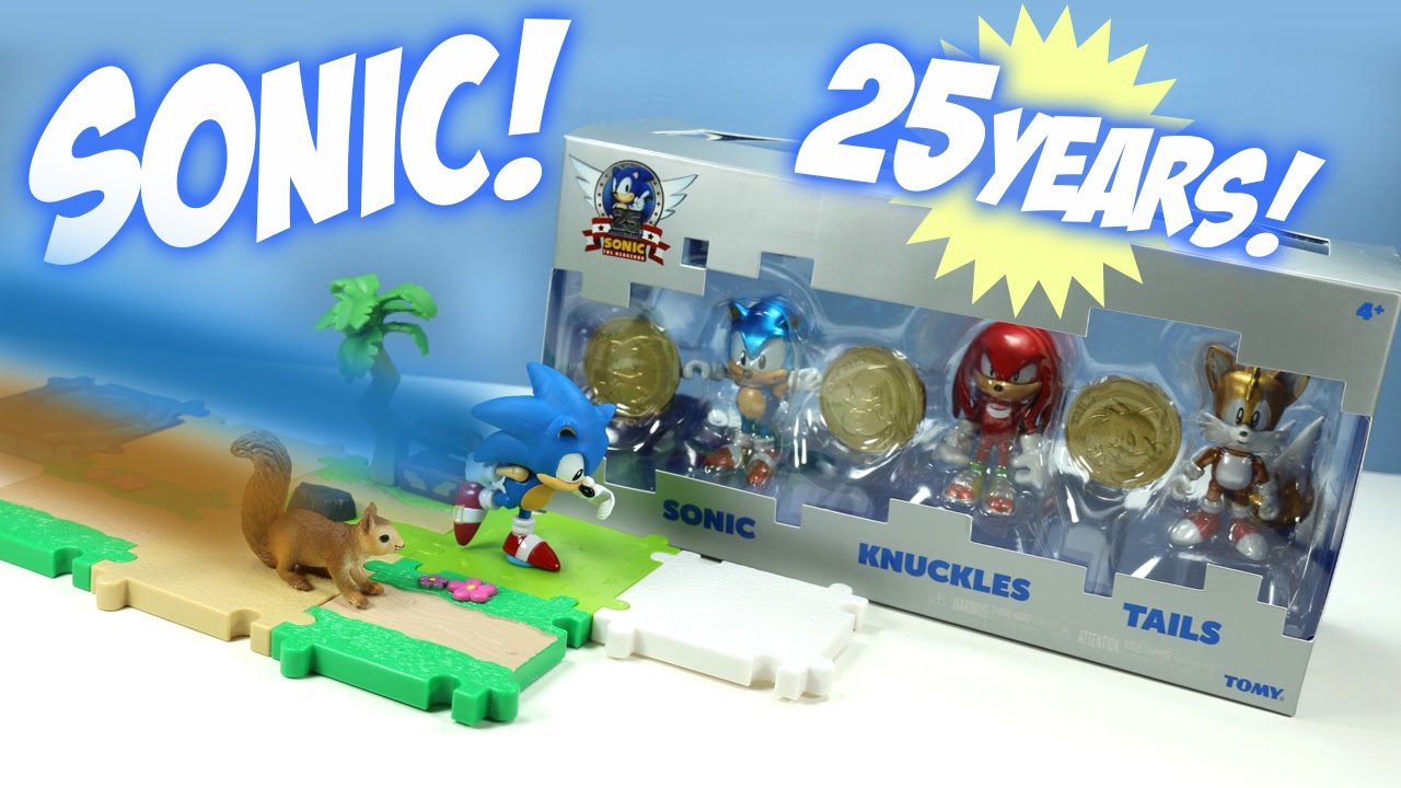 Sonic The Hedgehog 25th Anniversary Toys From Tomy And A Race Youtube