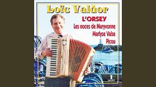 Video thumbnail of "Loïc Valdor - Pot pourri de marches: Je cherche fortune (Chanté) / Chevalier de la table ronde / Il faut que..."